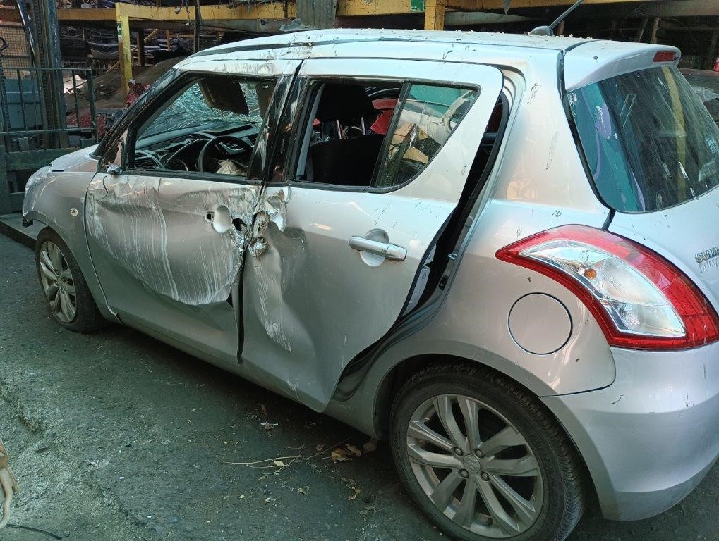  Suzuki SWIFT 2012    EN DESARME